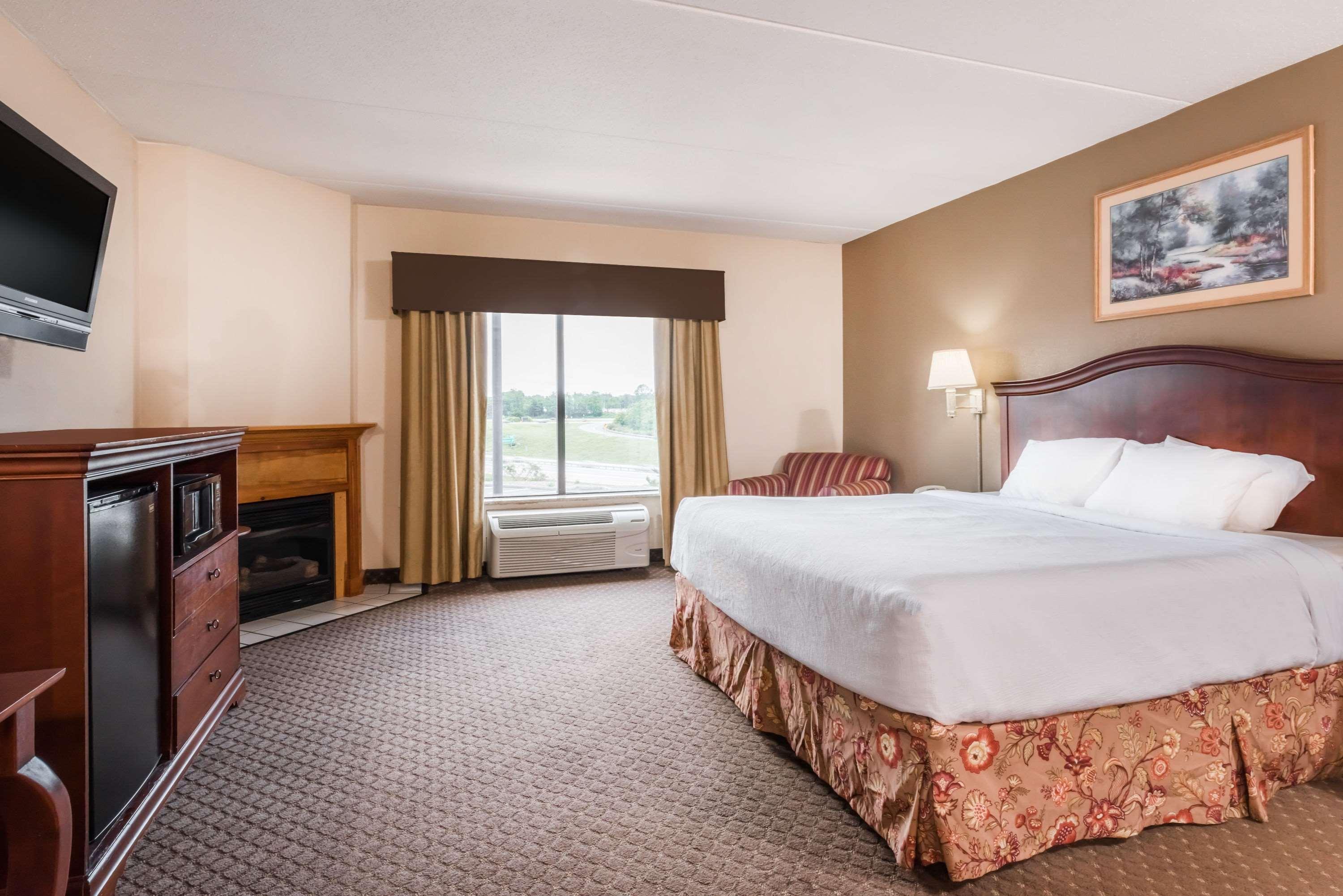 Ramada By Wyndham Harrisburg/Hershey Area Екстер'єр фото
