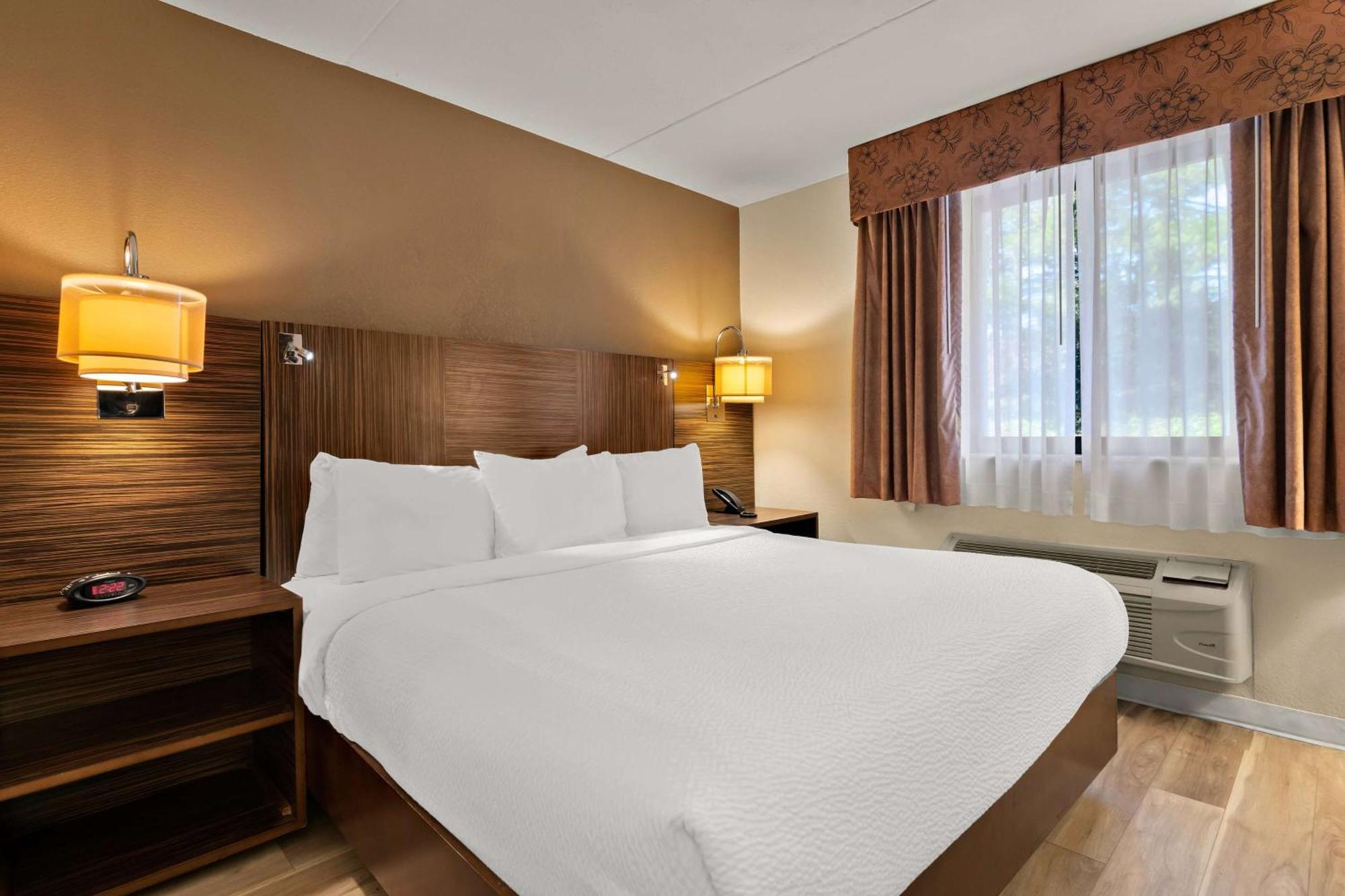 Ramada By Wyndham Harrisburg/Hershey Area Екстер'єр фото